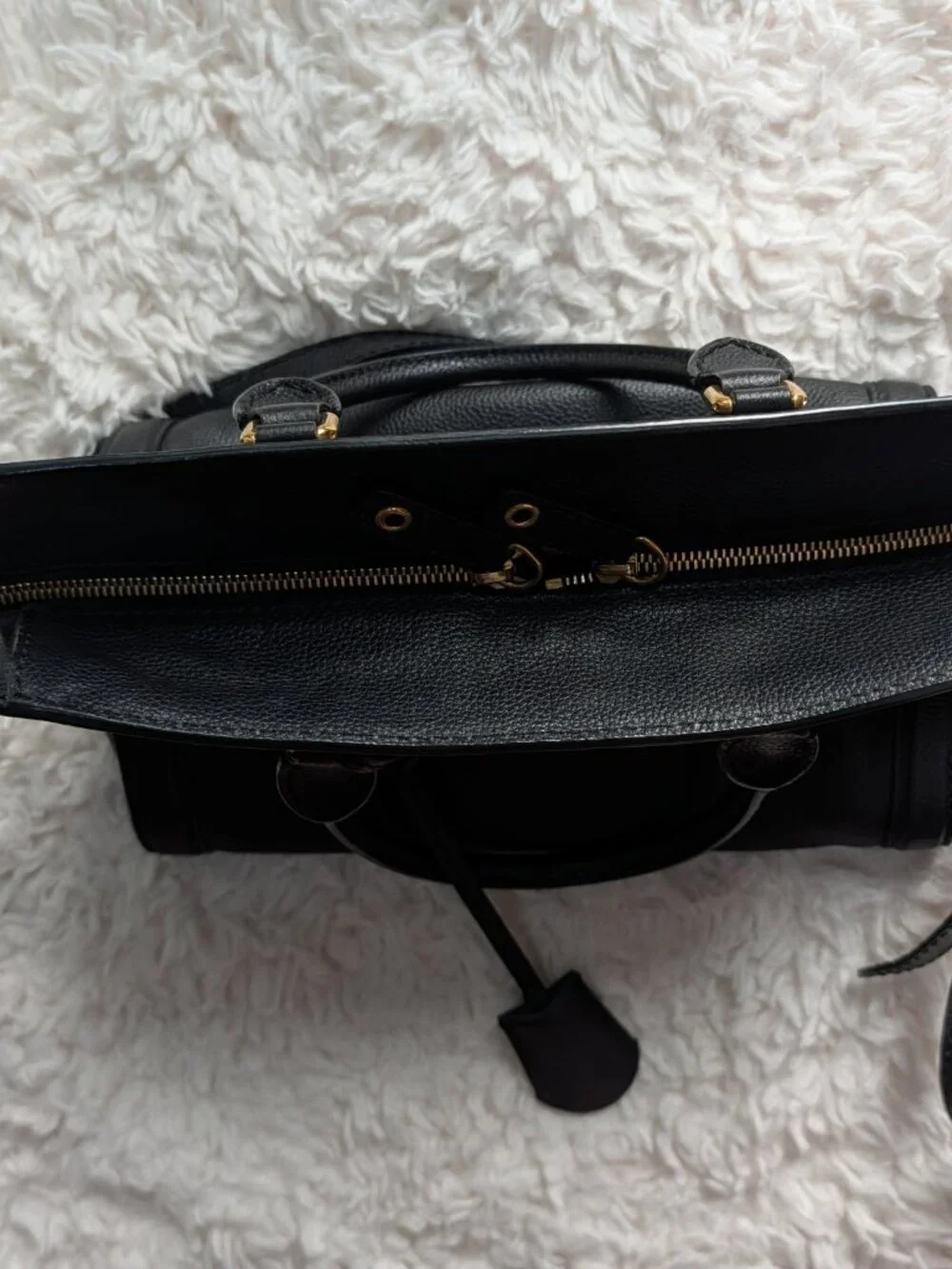 Alexander McQueen Small Skull Padlock Black Leather Satchel